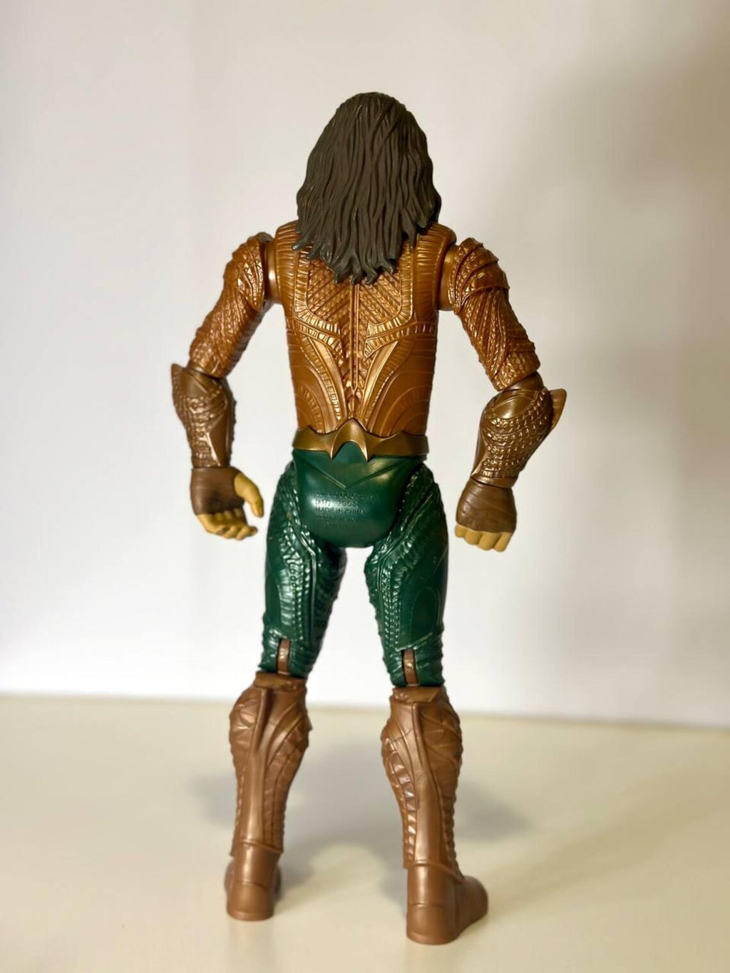 Collectible Aquaman action figure 2016 Mattel DC Comics collectible Figurine / Jason Momoa